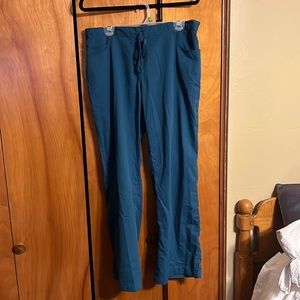 Grey’s Anatomy Caribbean blue scrubs